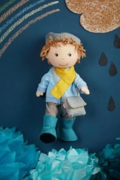 HABA 306579 Kleiderset Accessoires, 3-tlg. Puppen-Stiefel, Schal, Umhängetasche, 30 Cm -Haba 24258286 05